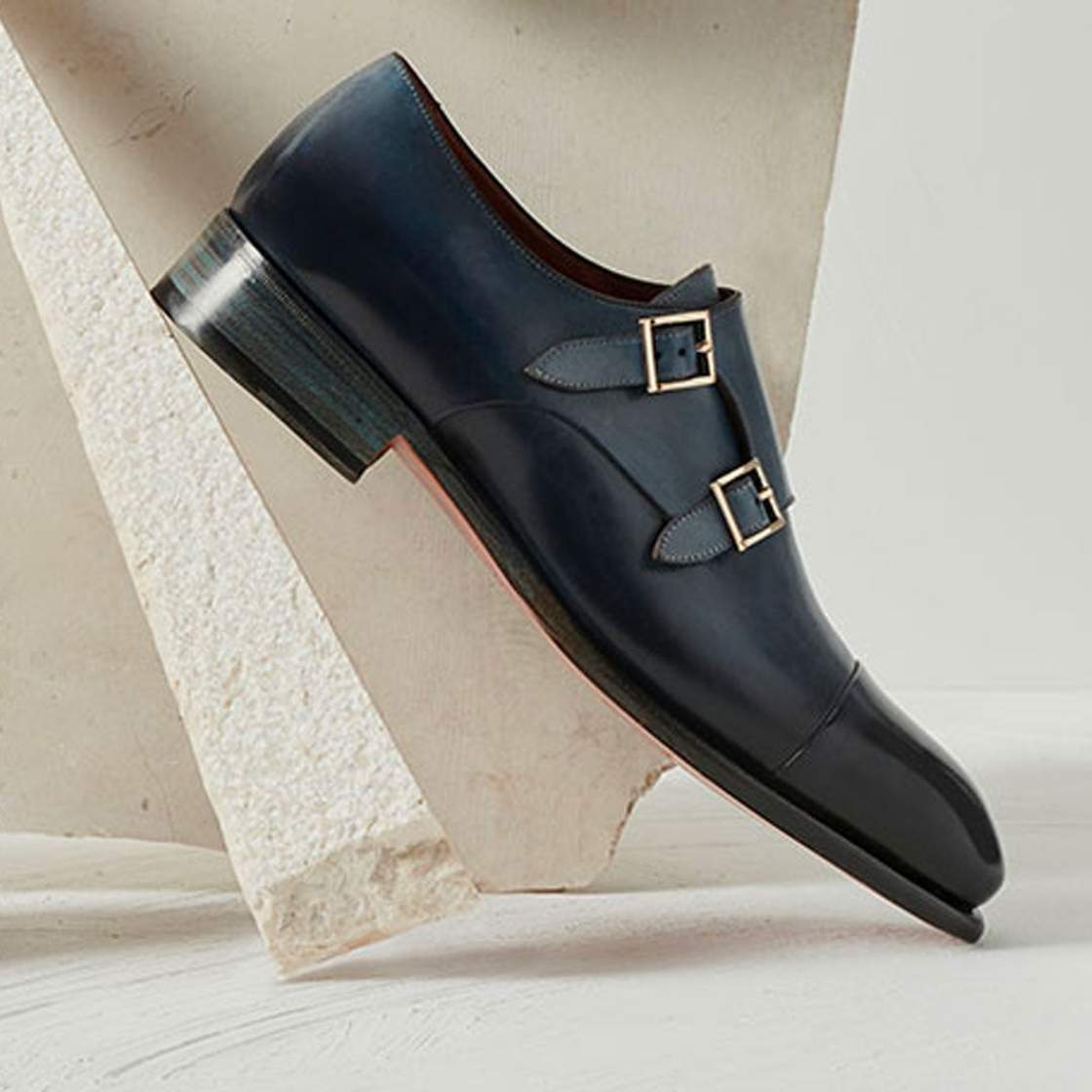 Santoni-brand-hero-1080x1080.jpg