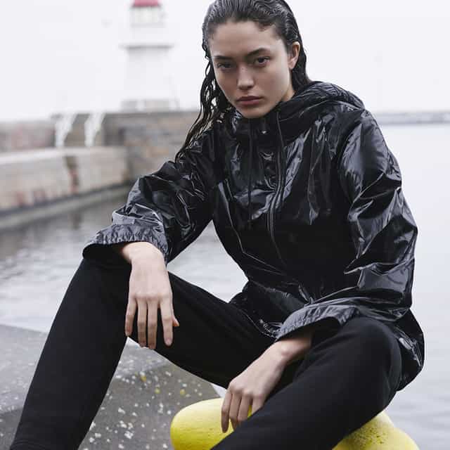 Armani spotlight carousel block 1080x1080 3.jpg