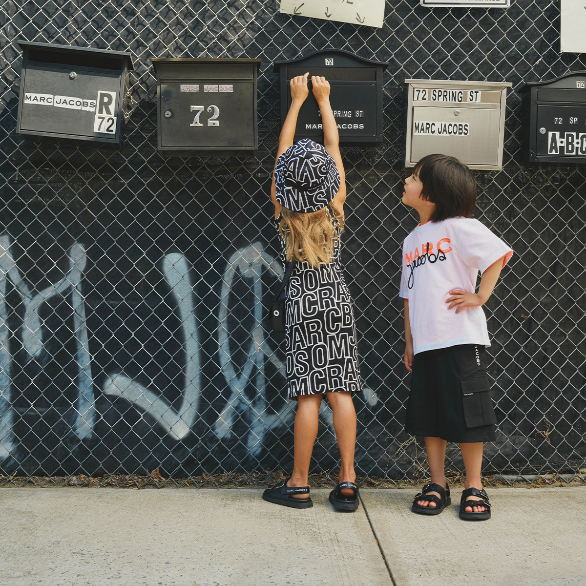 item.ImageAlternativeTextWithFallback