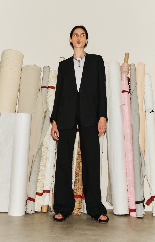 item.ImageAlternativeTextWithFallback